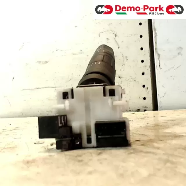 CAMBIO LUCE NISSAN MICRA Nissan MICRA K12 8803SD 1