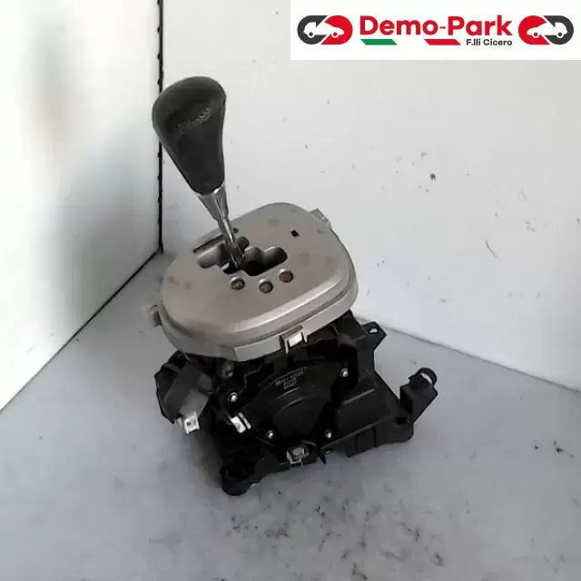 LEVA CAMBIO AUT. TOYOTA YARIS Toyota YARIS D4D 89451-52020 0