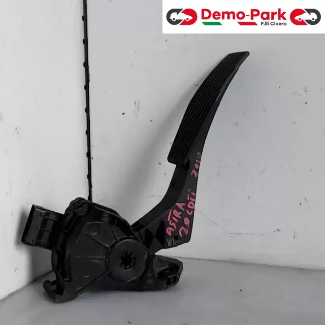 PEDALE ACCELERATORE OPEL ASTRA Opel ASTRA 2.0 CDTI 13252702 0