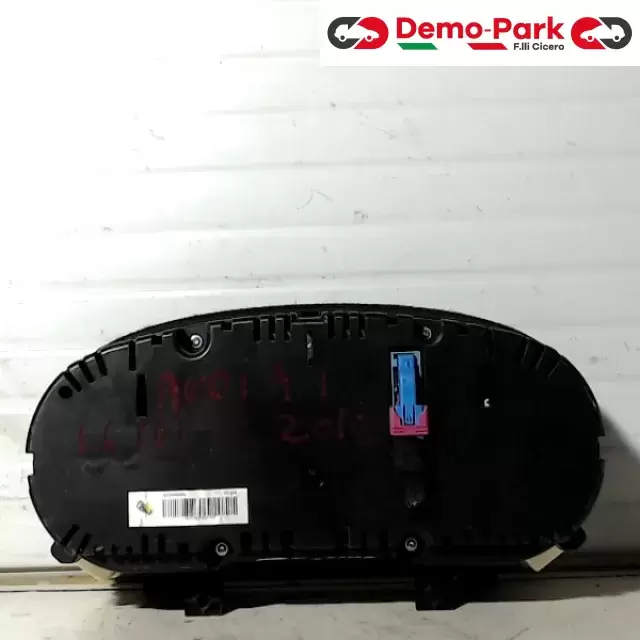 QUADRO STRUMENTI AUDI A1 Audi A1 1.6 TDI 8X0920930A 1