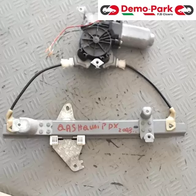 ALZAVETRO POST DX QASHQAI Nissan QASHQAI 402190A 0