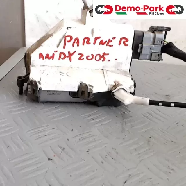 SERRATURA ANT DX PARTNER Peugeot PARTNER A01456 0