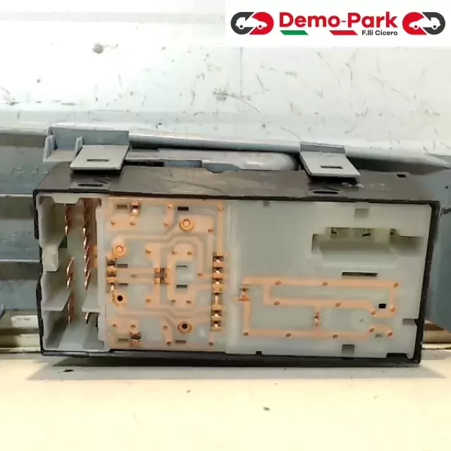 PULSANTIERA ALZAVETRO SX NISSAN MICRA K12 Nissan MICRA K12  1