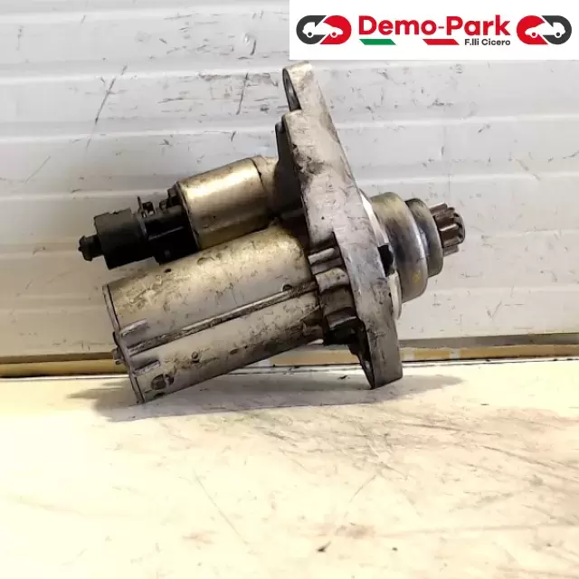 MOTORINO D'AVVIAMENTO VW POLO BENZ. Volkswagen POLO 02T 911 023 S 1