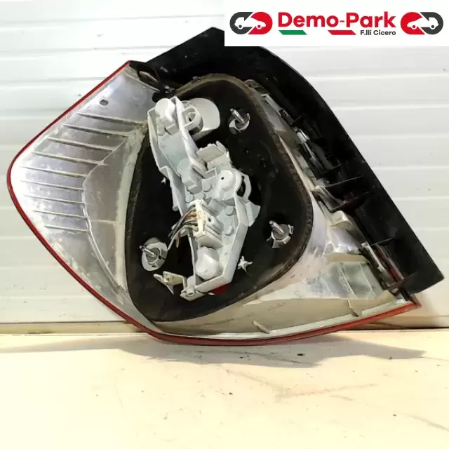 STOP DX BMW SERIE 1 E87 Bmw SERIE 1 E87 7 181 298-07 1