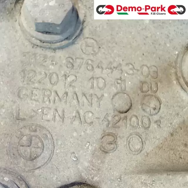 MONTANTE ANTERIORE SX  Bmw SERIE 1 E87 3121 6764443-03 2