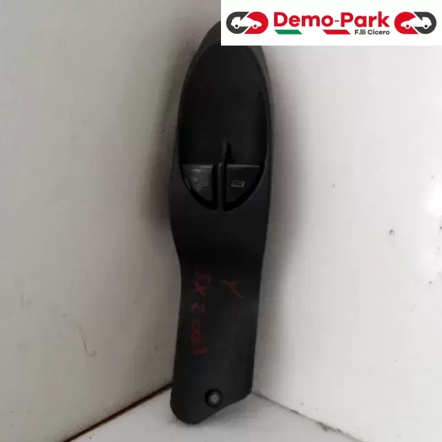 PULSANTIERA VETRI SX Lancia YPSILON 240788 0