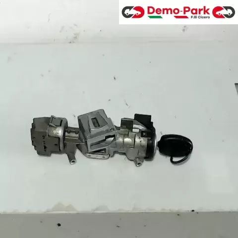 BLOCCASTERZO  Ford C-MAX  0