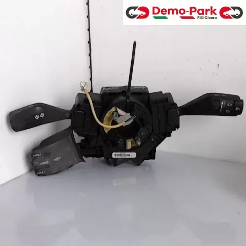 CAMBIO LUCI Ford FOCUS 3M5T-6475-05 JUN-24 AB 0