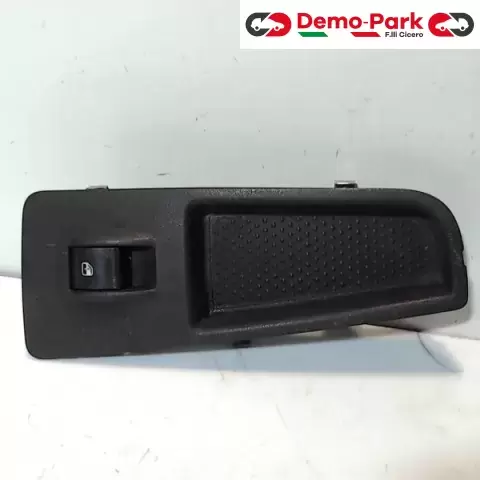 PULSANTIERA ALZAVETRO ANT DX Fiat GRANDE PUNTO  0