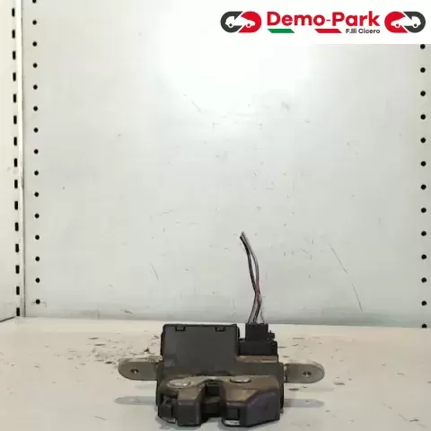 SERRATURA COFANO POSTERIORE  Fiat 500 55701971 0