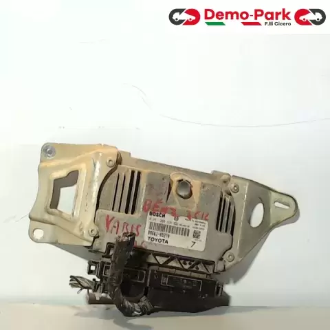 CENTRALINA MOTORE  Toyota YARIS II 1.0 89661 - 0D270  0 261 208 936  1039S12559 0