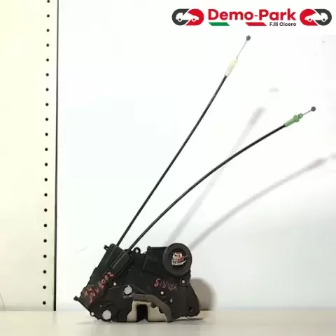 SERRATURA ANT. DX Toyota YARIS II SERIE  0