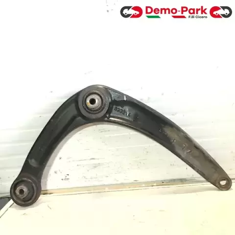 BRACCIO OSCILLANTE DX PEUGEOT 308 1.6 HDI Peugeot 308 - 1.6 HDI 823214 0