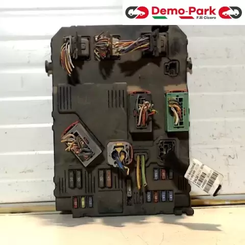 BODY COMPUTER BSI Peugeot 1007 9659579180 BSI-F04-00 0