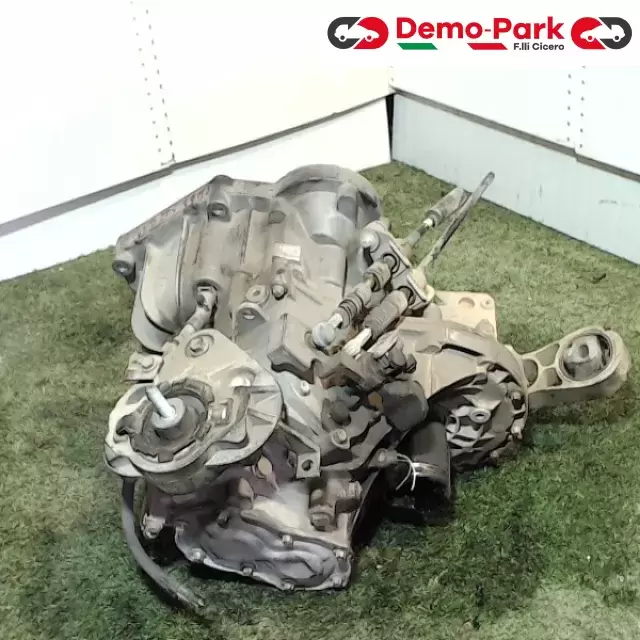 CAMBIO Fiat PUNTO III 1.9 MJET C605  9980819690 1
