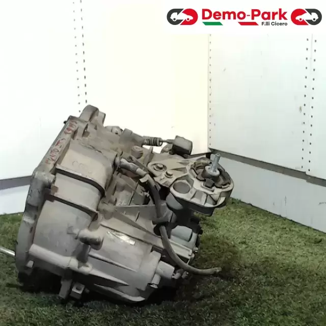 CAMBIO Fiat PUNTO III 1.9 MJET C605  9980819690 2
