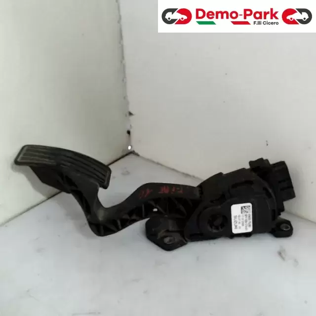 PEDALE ACCELERATORE  Fiat SEDICI 49400-79J90 0
