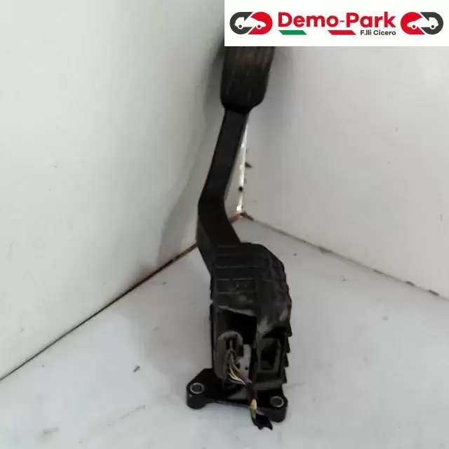 PEDALE ACCELERATORE Fiat PANDA - 1.3 MJET B720 1